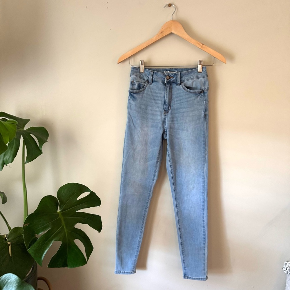 Butt I Love You Wax Jeans Skinny Jeans Women’s 3/26 Light Wash Distressed Look